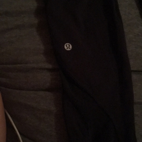 Lululemon cropped mesh leggings - Picture 3 of 4